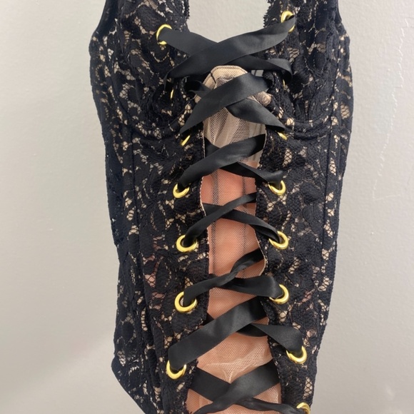 Victoria’s secret bustier - Picture 2 of 6